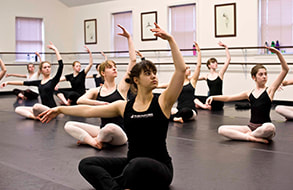 Youth Modern Dance Class